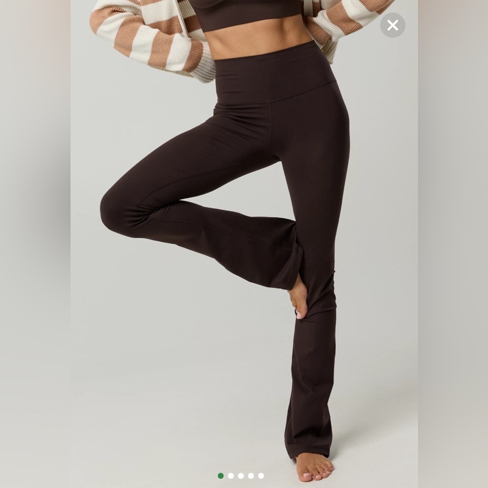 TWO Aerie The Hugger High Waisted Bootcut Legging